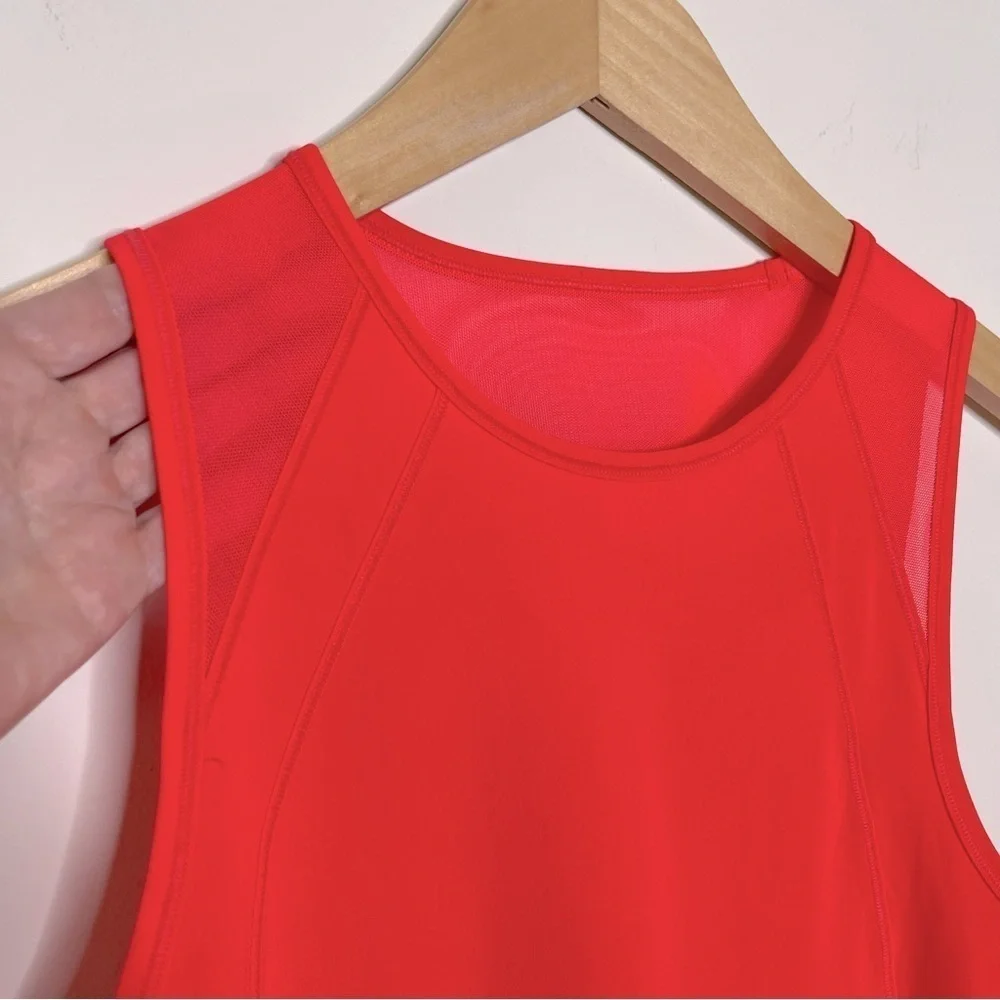 Lululemon Sculpt Tank Top with Reflective Details Size 4 running yoga